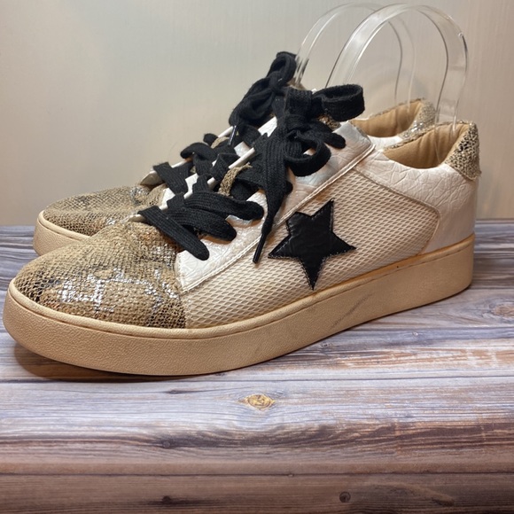 White Raven Rowan White/Gold/Snake Star Sneaker - Picture 7 of 12